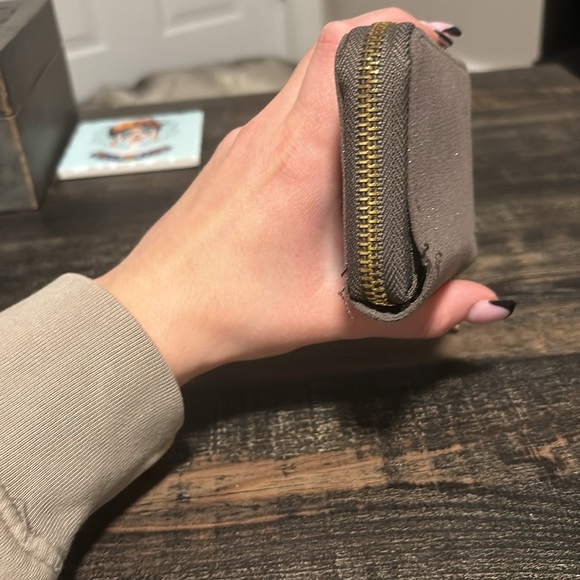 Small Target Wallet - Picture 7 of 7